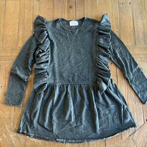 Zara gray knit ruffle front dress